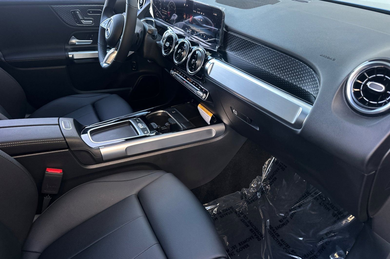 New 2026 Mercedes-Benz GLB 250 GLB 250 image 9