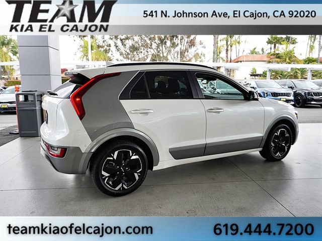 Certified 2023 Kia Niro Wave FWD image 9