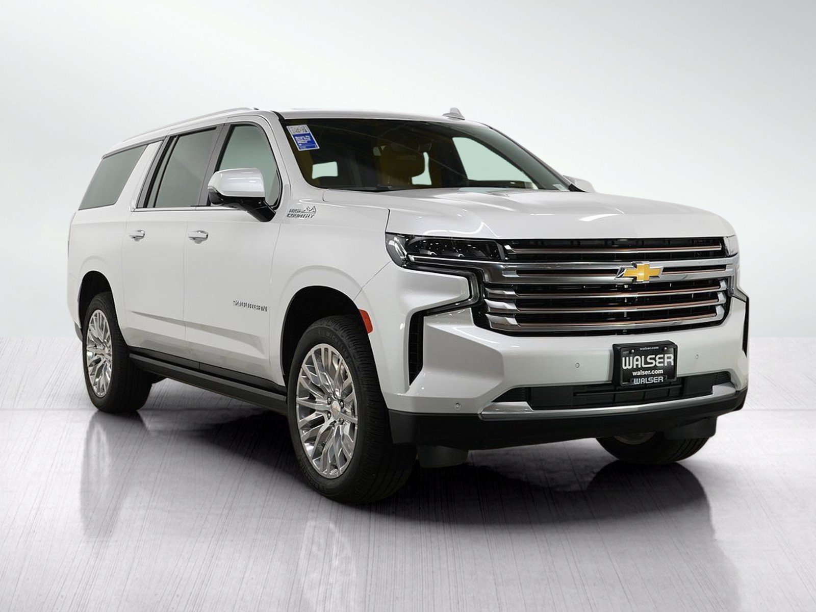 Used 2023 Chevrolet Suburban High Country AWD/4WD image 7