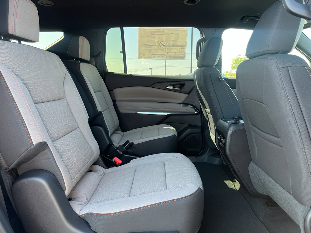 New 2026 Chevrolet Traverse LT image 14