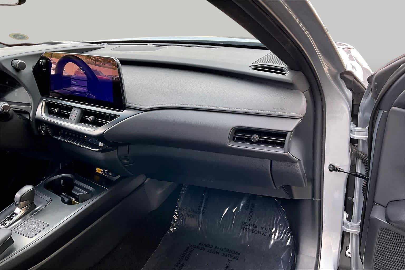 Used 2025 Lexus UX 300h AWD w/ Cold Area Package image 15