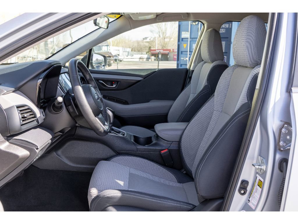 Used 2023 Subaru Outback Premium AWD/4WD image 16