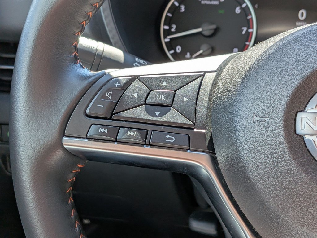 Certified 2024 Nissan Sentra SR FWD image 17