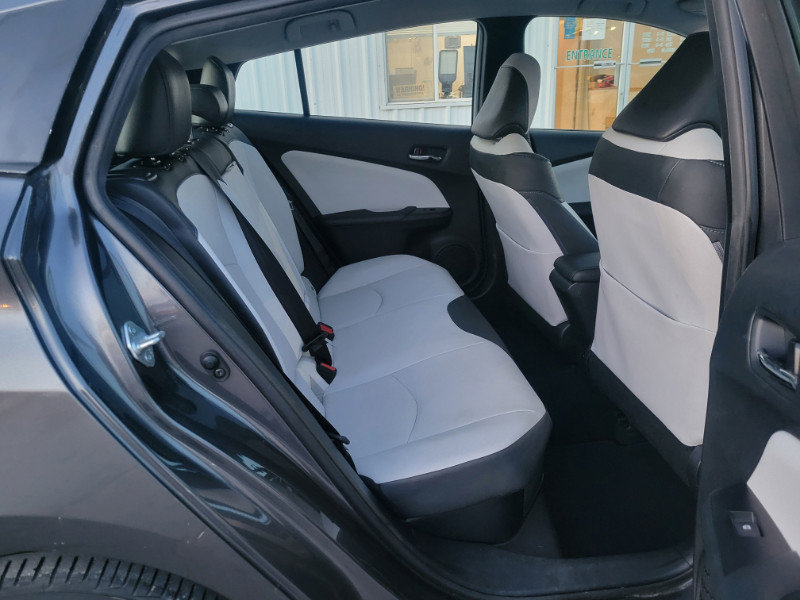 Used 2017 Toyota Prius Three Touring image 20
