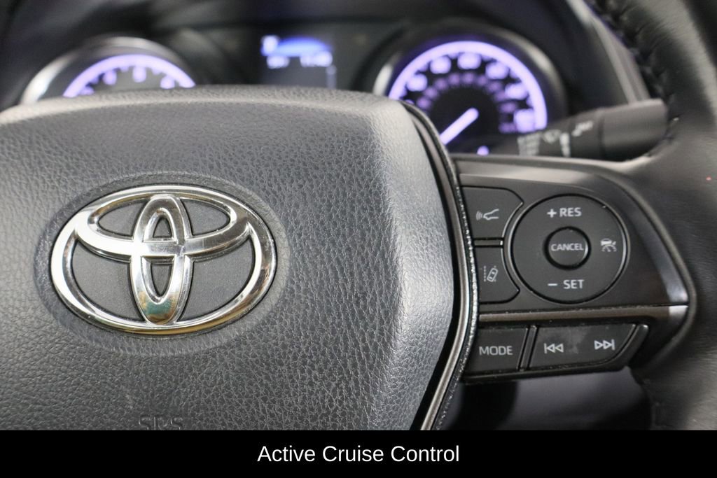 Used 2021 Toyota Camry SE image 10