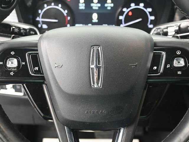 Used 2022 Lincoln Corsair AWD w/ Premium Package image 11
