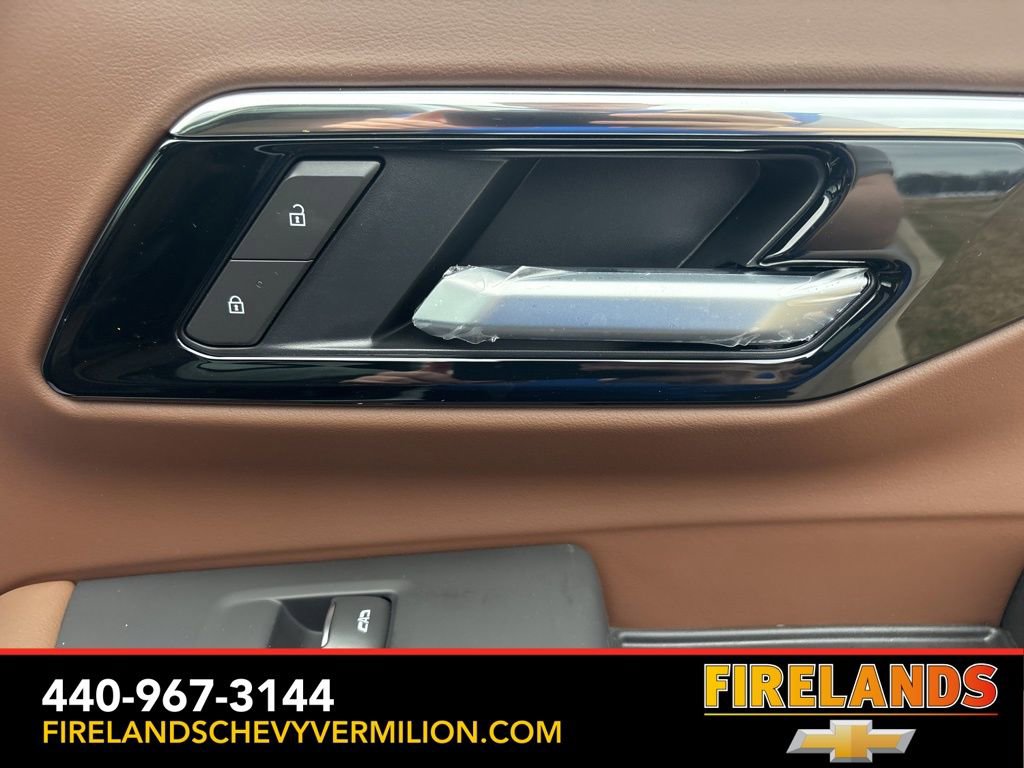 New 2026 Chevrolet Suburban High Country image 38