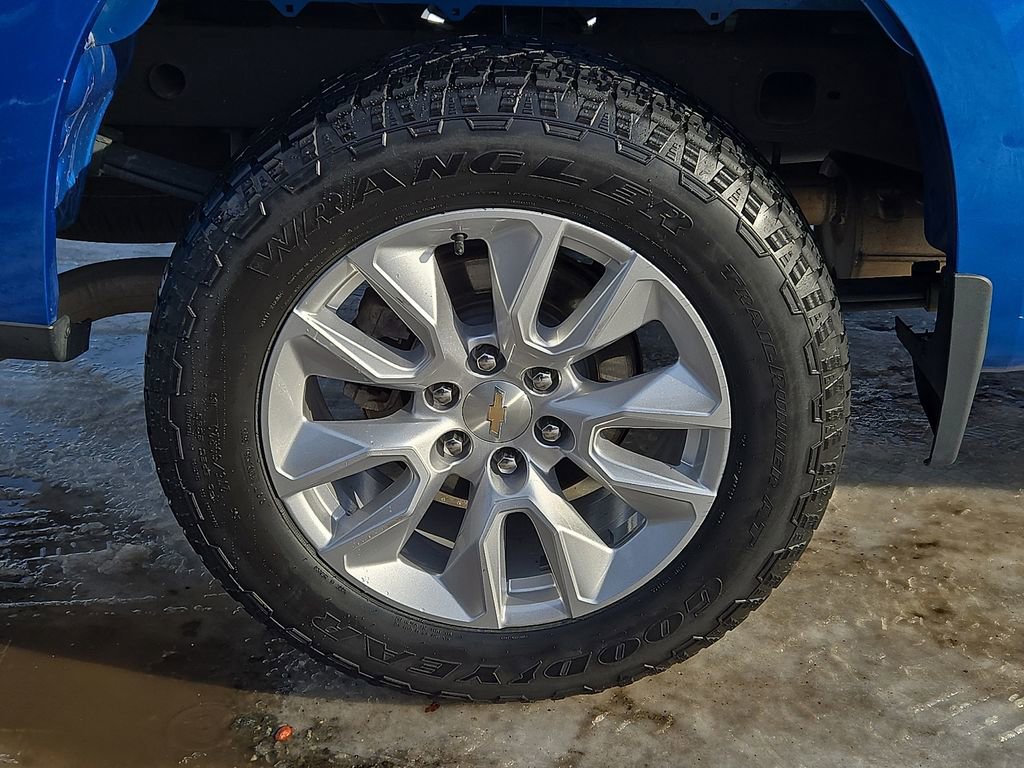 Used 2022 Chevrolet Silverado 1500 Custom image 11