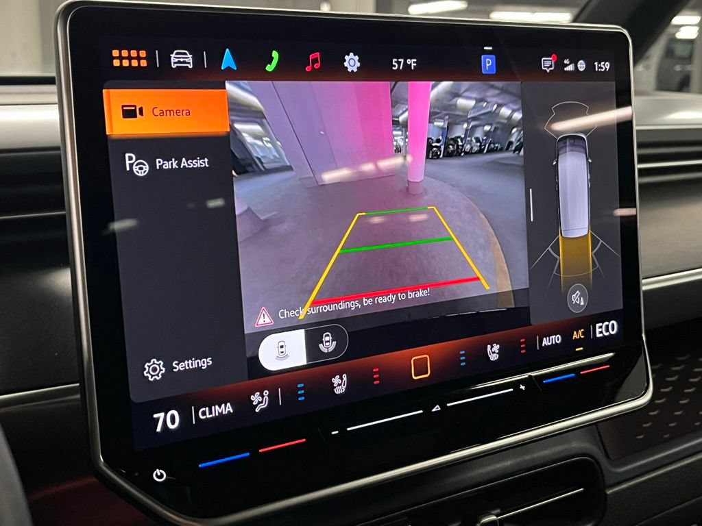 Certified 2025 Volkswagen ID. Buzz Pro S RWD image 30