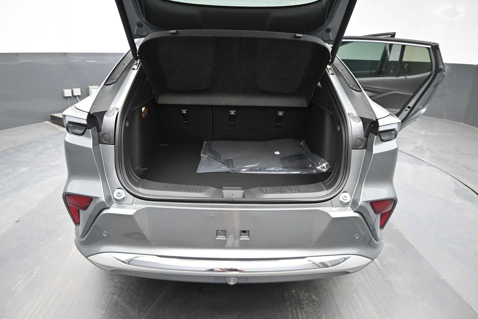 New 2026 Buick Envista Avenir FWD image 13