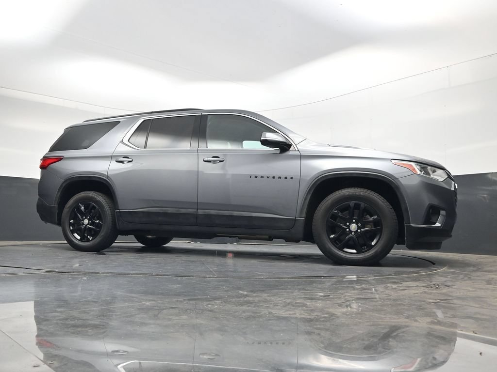 Used 2019 Chevrolet Traverse LT FWD image 44