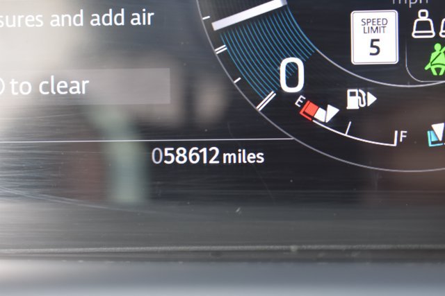 Used 2024 Land Rover Discovery S AWD/4WD image 26