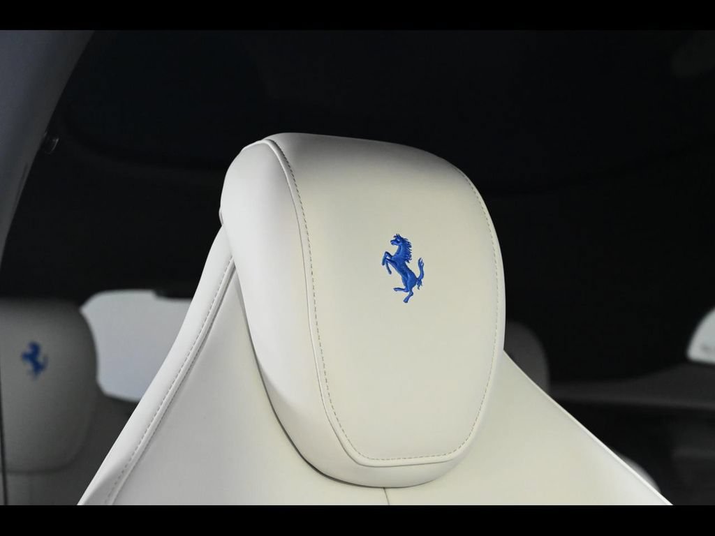 Used 2026 Ferrari Purosangue AWD/4WD image 17