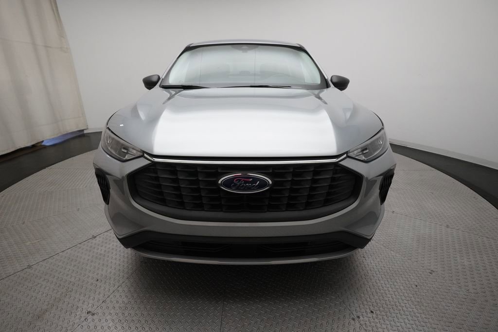 Used 2023 Ford Escape Active w/ Tech Pack #1 AWD/4WD image 11