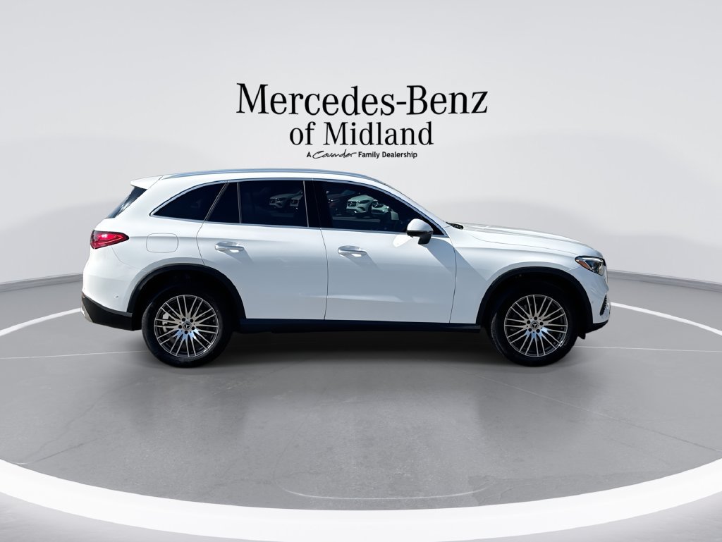 New 2026 Mercedes-Benz GLC 300 image 9
