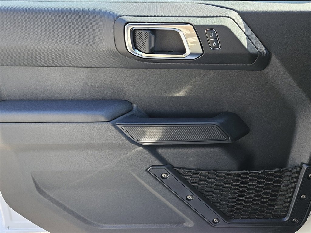 New 2025 Ford Bronco 4-Door image 26