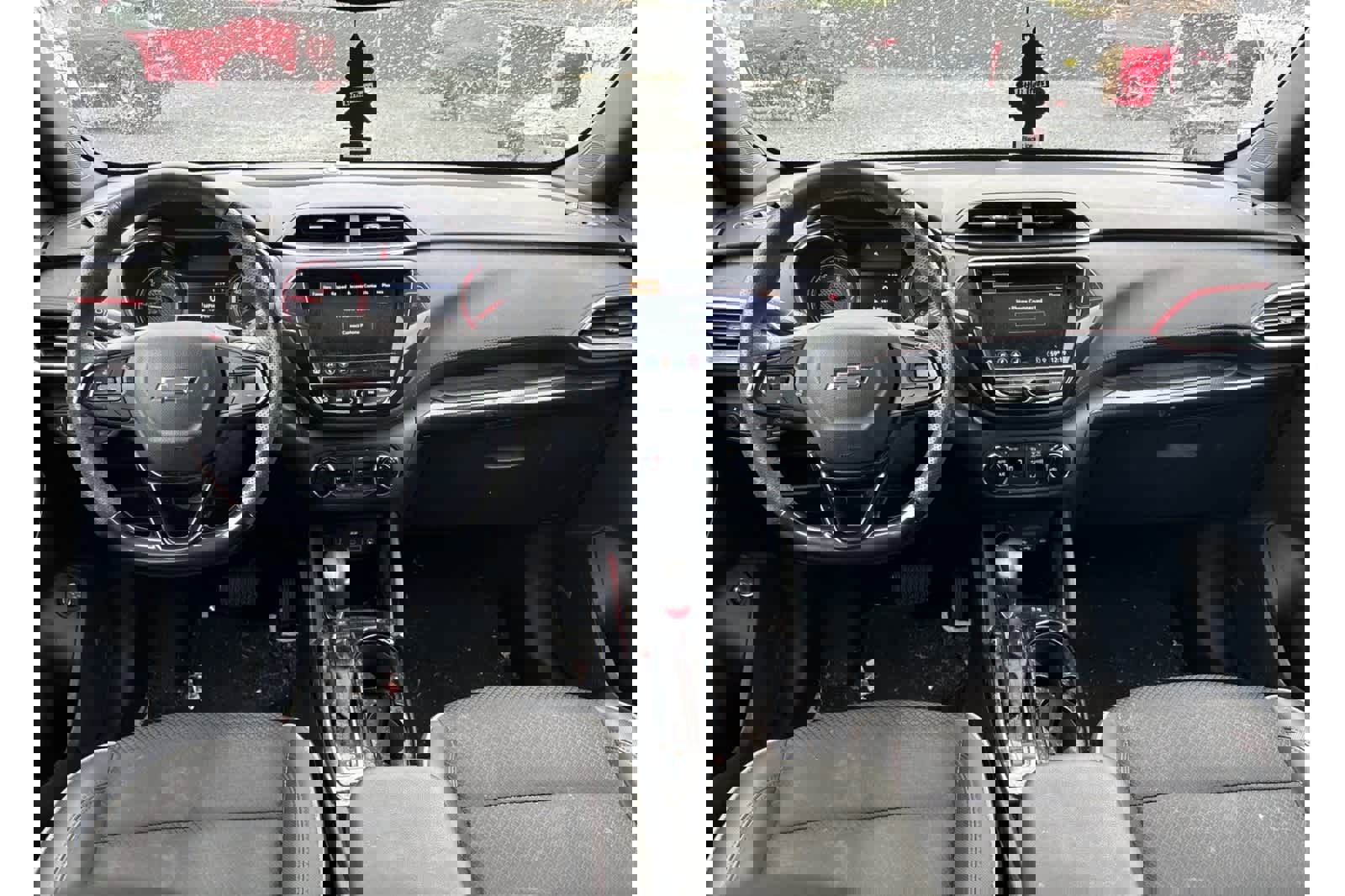 Used 2023 Chevrolet TrailBlazer RS w/ Sun and Liftgate Package image 4