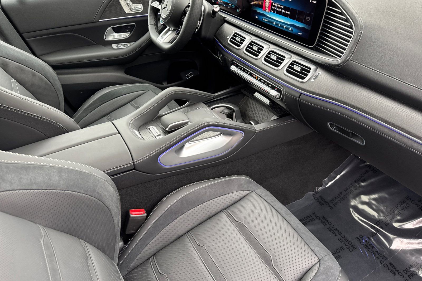 New 2026 Mercedes-Benz GLE 53 AMG 4MATIC Coupe image 10