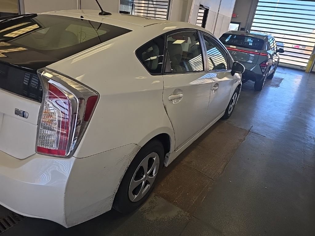 Used 2012 Toyota Prius Three image 6