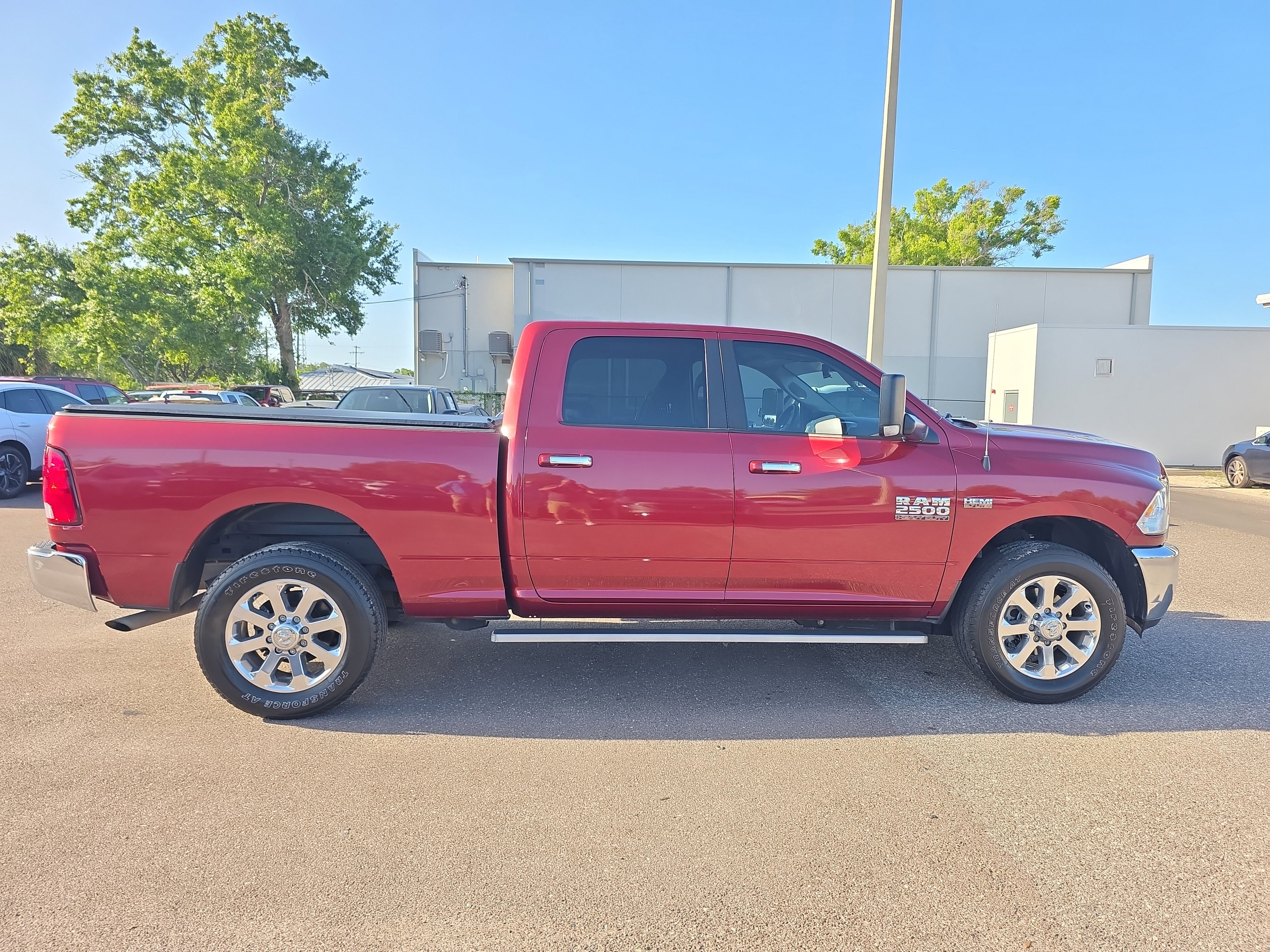 Used 2015 RAM 2500 SLT image 7