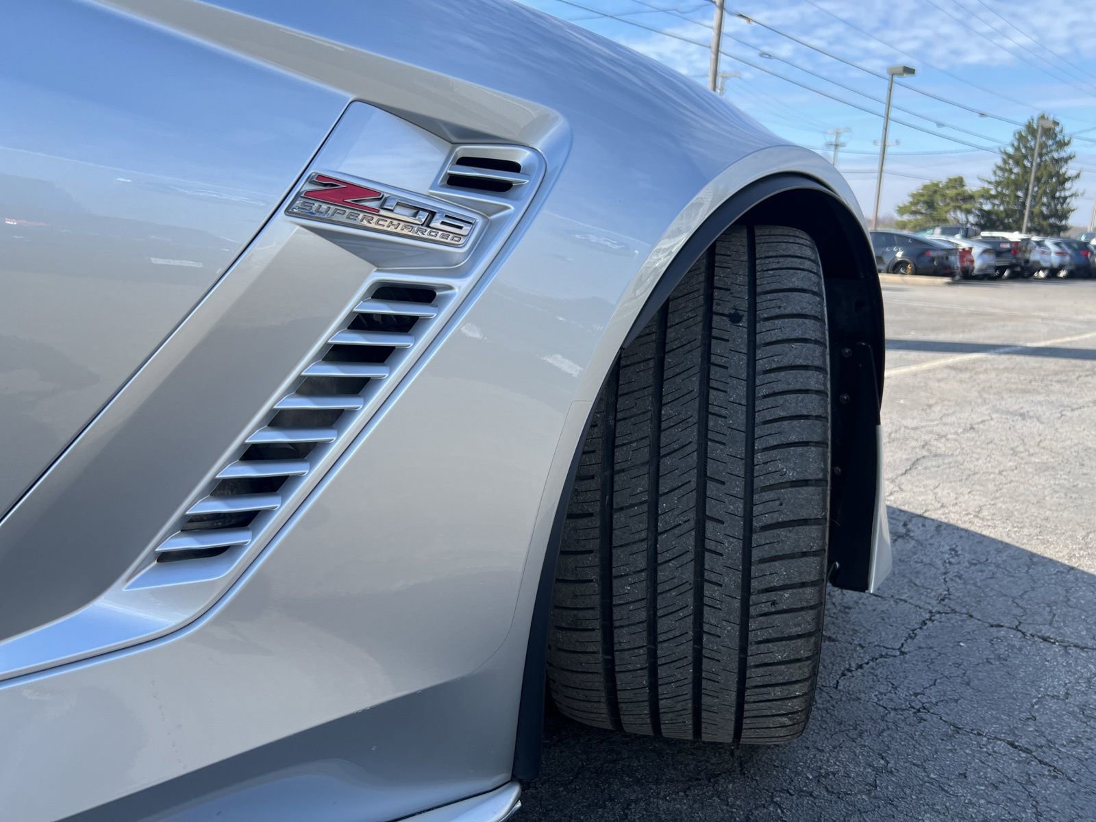 Used 2016 Chevrolet Corvette Z06 w/ 3LZ Preferred Equipment Group RWD image 31