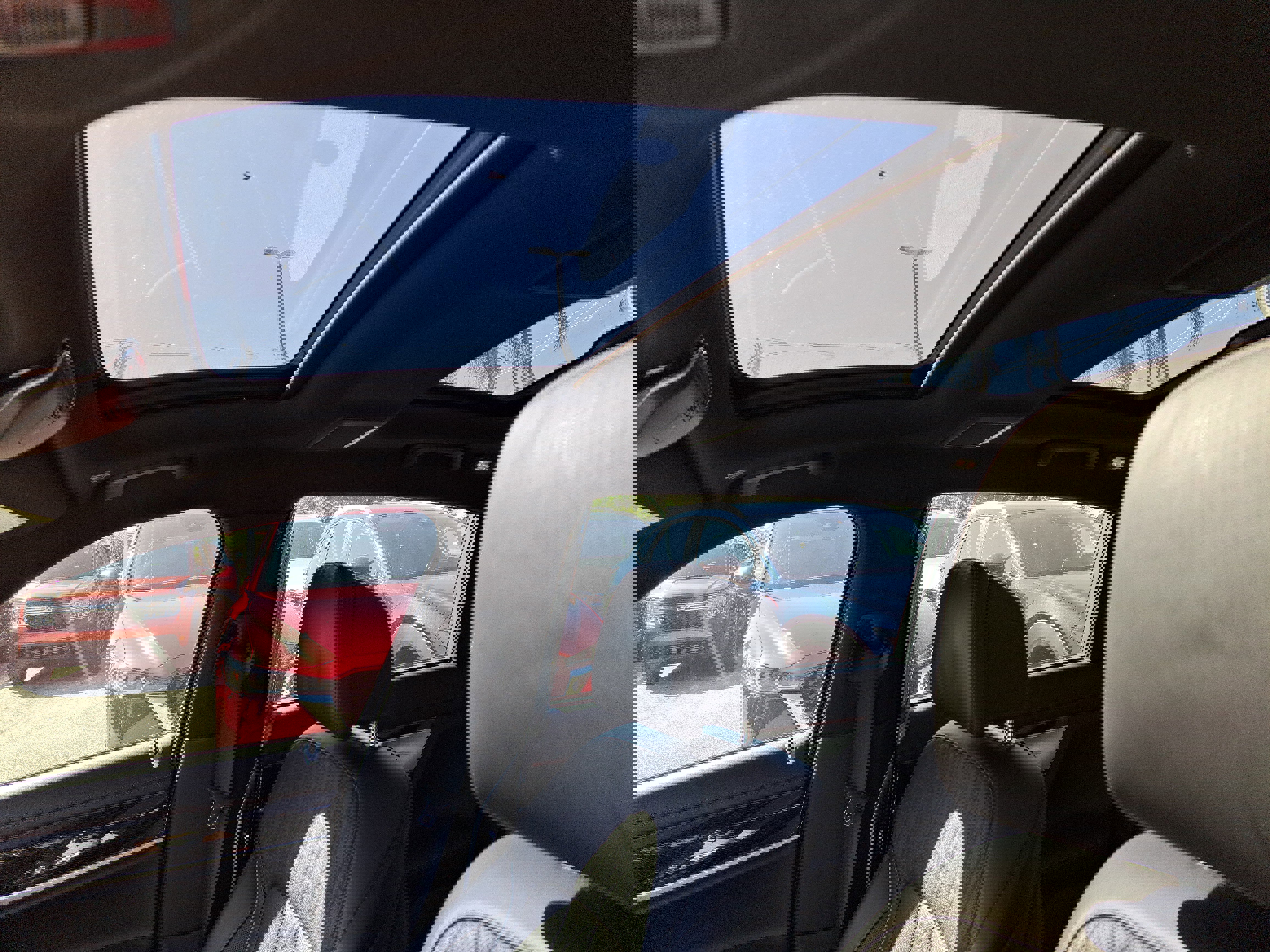 Used 2022 BMW 750i xDrive w/ Executive Package image 12