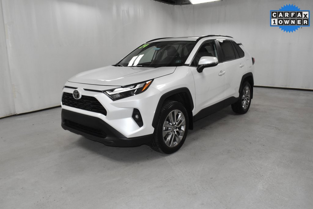 Used 2024 Toyota RAV4 XLE Premium image 2