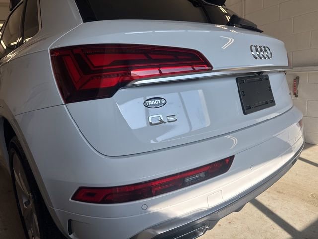 Used 2023 Audi Q5 2.0T Premium Plus w/ Premium Plus Package image 5