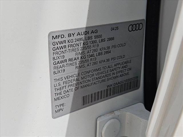 New 2025 Audi Q5 Premium w/ Premium Plus AWD/4WD image 17