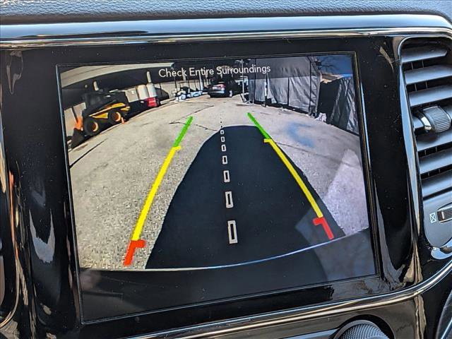 Used 2019 Jeep Grand Cherokee Limited image 14