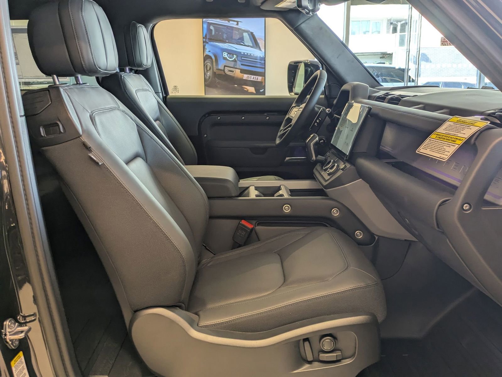 New 2026 Land Rover Defender 90 V8 AWD/4WD image 27