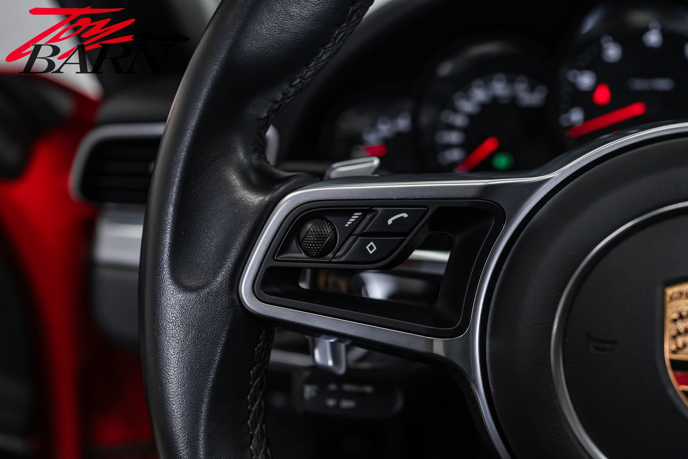 Used 2018 Porsche 911 Carrera image 37