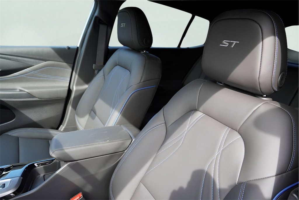 New 2026 Buick Envista Sport Touring w/ Convenience I Package image 10