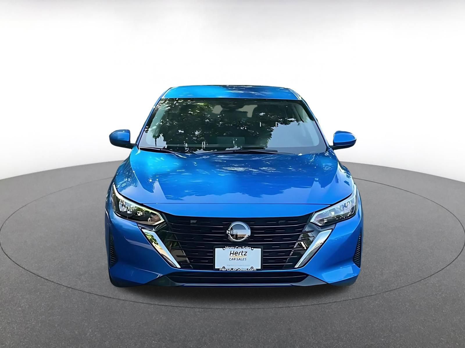 Used 2025 Nissan Sentra SV FWD image 4