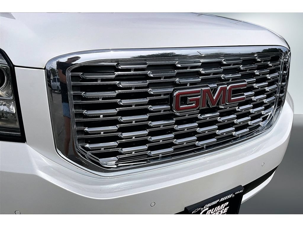 Used 2018 GMC Yukon XL Denali w/ Denali Ultimate Package AWD/4WD image 34