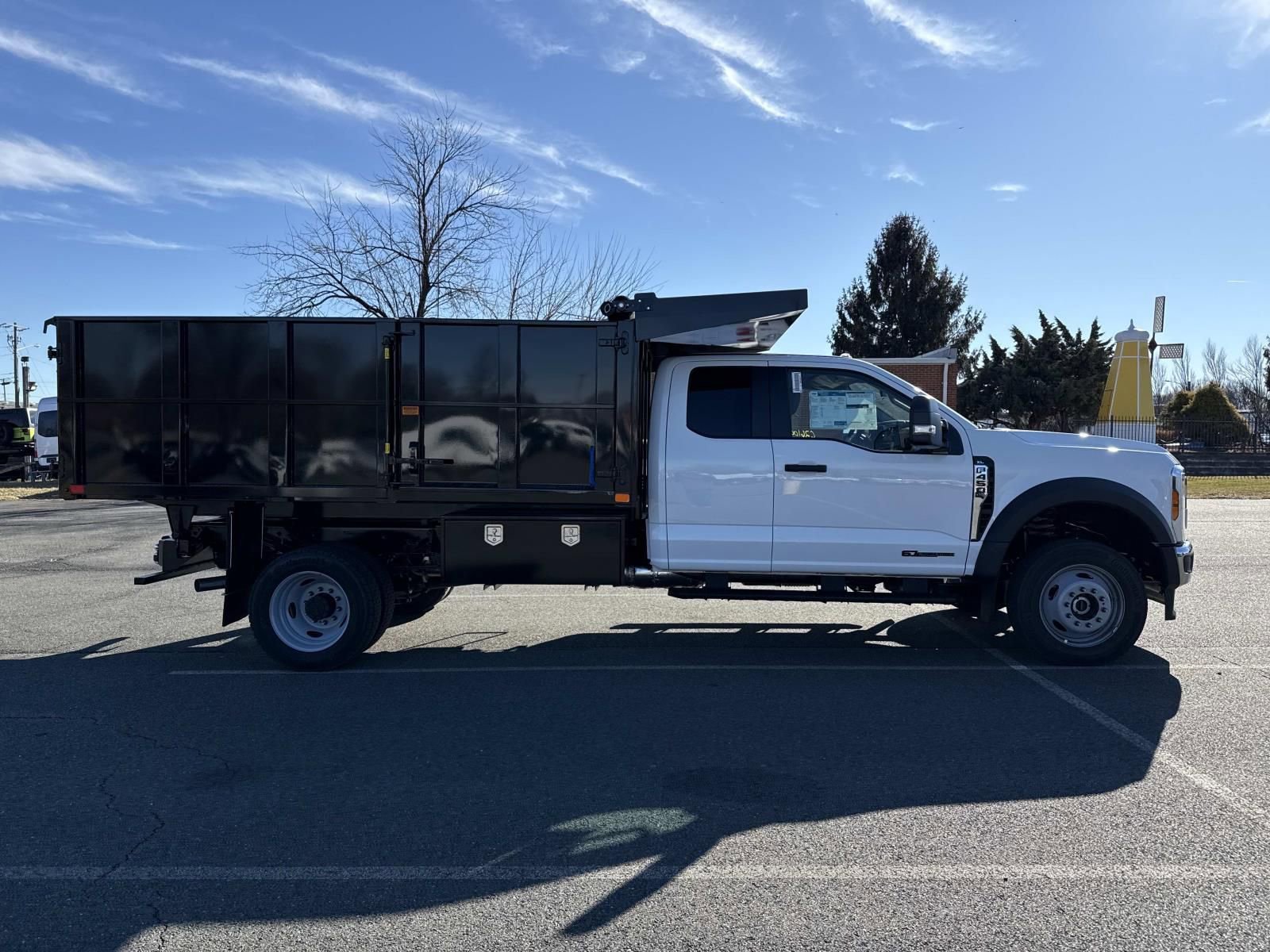 New 2026 Ford F450 XL image 2
