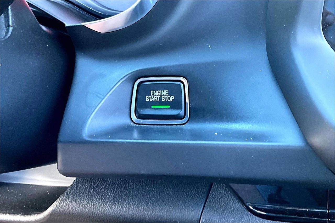 Used 2018 Chevrolet Camaro SS RWD image 25