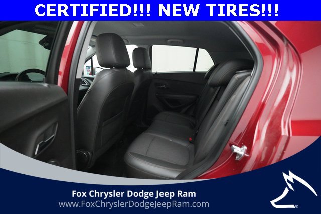 Used 2022 Chevrolet Trax LT w/ LT Convenience Package image 15