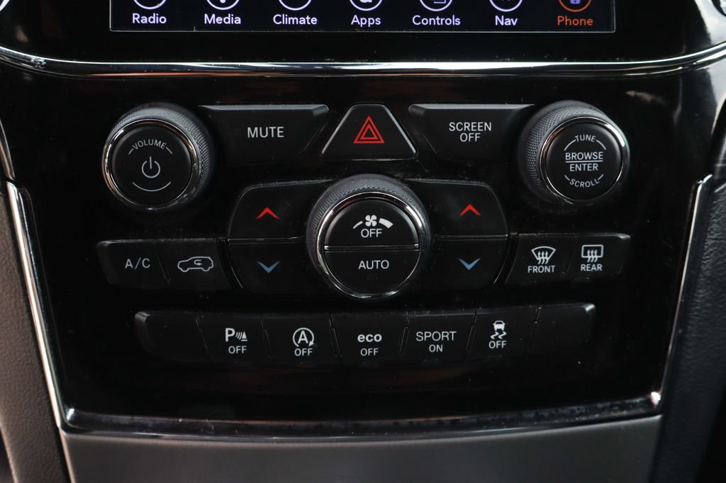 Used 2019 Jeep Grand Cherokee Altitude image 39