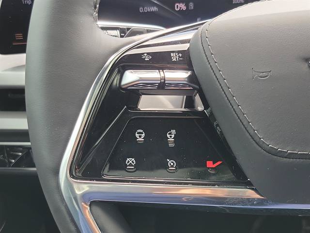 Certified 2026 Cadillac Vistiq Sport w/ LPO, Floor Liner Package AWD/4WD image 39