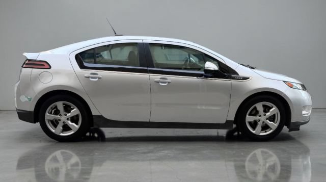 Used 2013 Chevrolet Volt Premium w/ Premium Trim Package FWD image 8