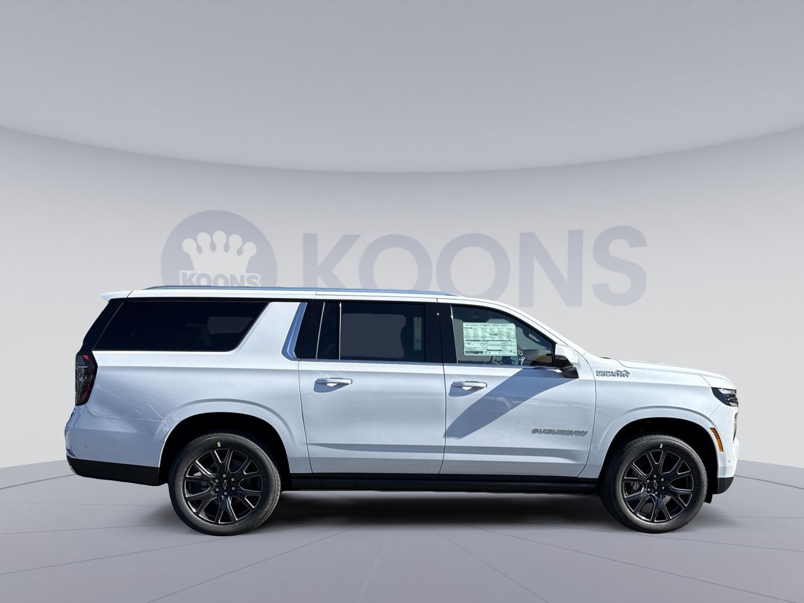 New 2026 Chevrolet Suburban High Country image 8