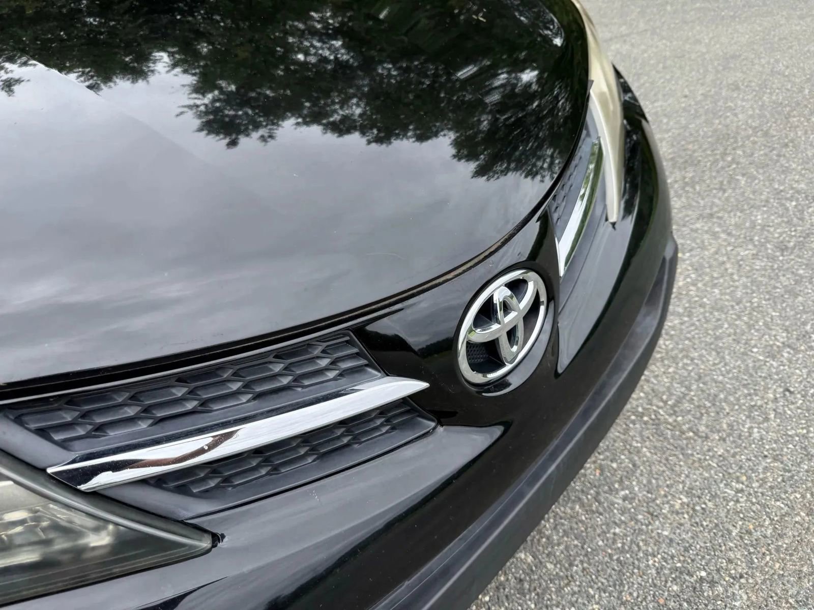 Used 2015 Toyota RAV4 Limited image 5