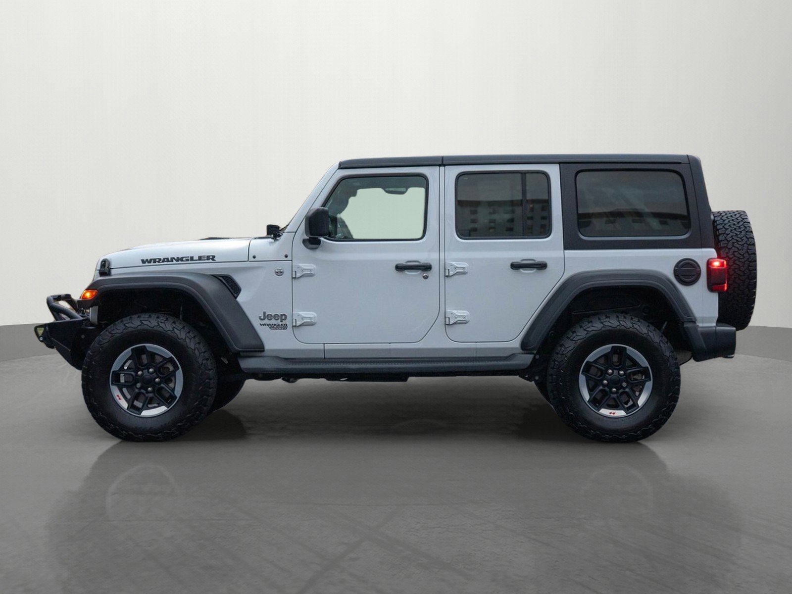 Used 2018 Jeep Wrangler Unlimited Sport S image 4