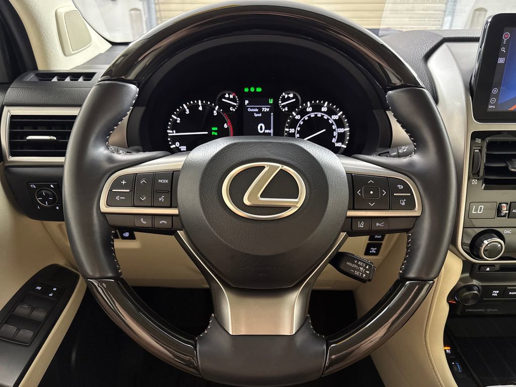 Used 2023 Lexus GX 460 Premium w/ Premium Package AWD/4WD image 14