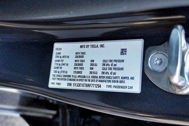 Used 2024 Tesla Model 3 Performance image 38