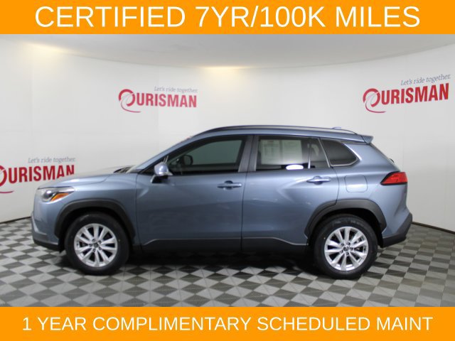 Used 2023 Toyota Corolla Cross LE FWD image 4
