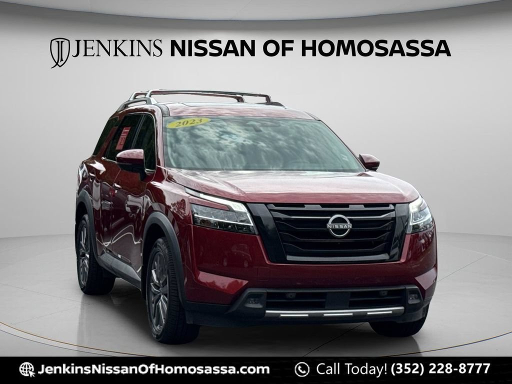 Certified 2023 Nissan Pathfinder SL w/ SL Premium Package FWD image 14