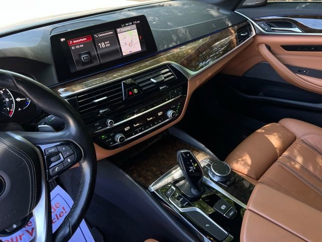Used 2019 BMW 540i w/ Convenience Package RWD image 37
