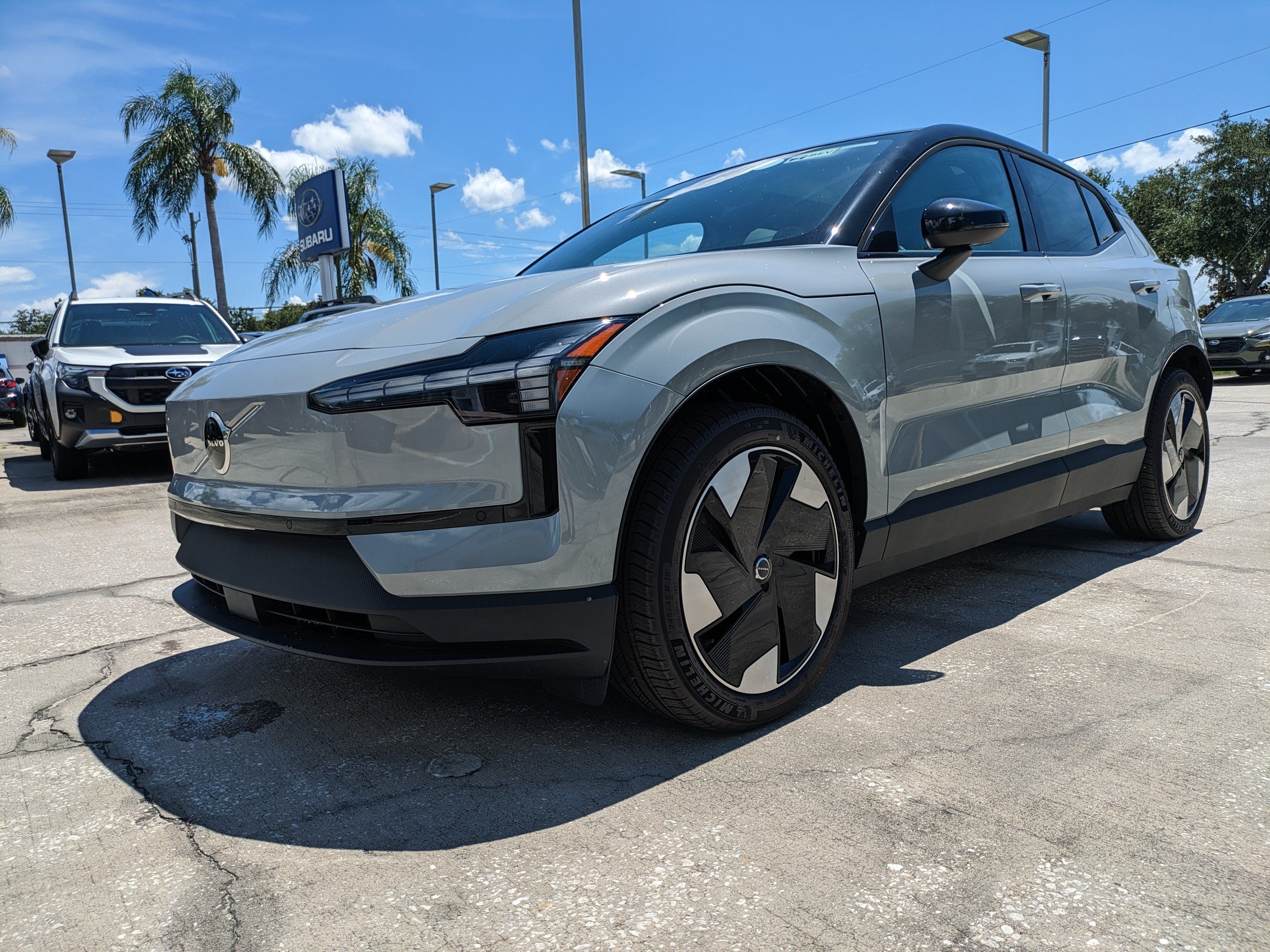 New 2026 Volvo EX30 Plus w/ Protection Package Premier AWD/4WD image 8